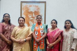 शिवसेना ठाकरे गटाच्या प्रा. शिल्पा बोडखे शिंदे यांच्या शिवसेनेत