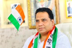 'घराणेशाहीमुळे अल्पसंख्यांक समाजाचे नुकसान'